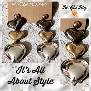 NWT Vanessa Mooney The Maxine Metallic Dark Gray, Gold & Silver Hearts Earrings